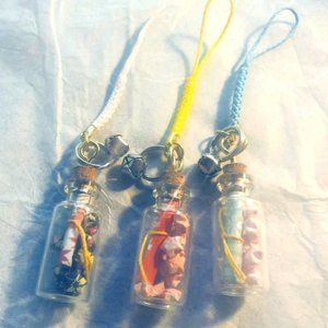 Set of 3 mini wish bottle keychains